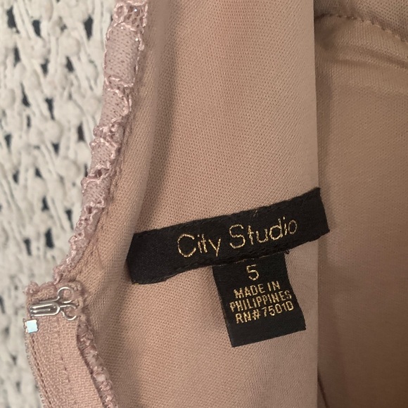 City studio Blush Lace & Chiffon Hi-Low Dress - Picture 7 of 9